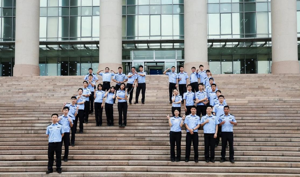 警校报考政审:读懂这三大核心,迈出从警第一步警校报考咨询 | 警小靖信息站警校报考咨询