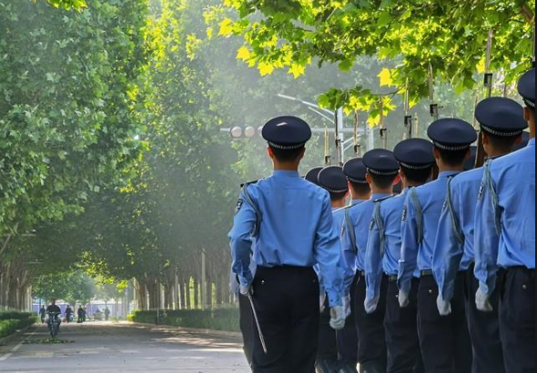 警校的军训到底有多累??警校报考咨询 | 警小靖信息站警校报考咨询