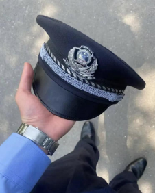 给青年民警的几点职业建议警校报考咨询 | 警小靖信息站警校报考咨询