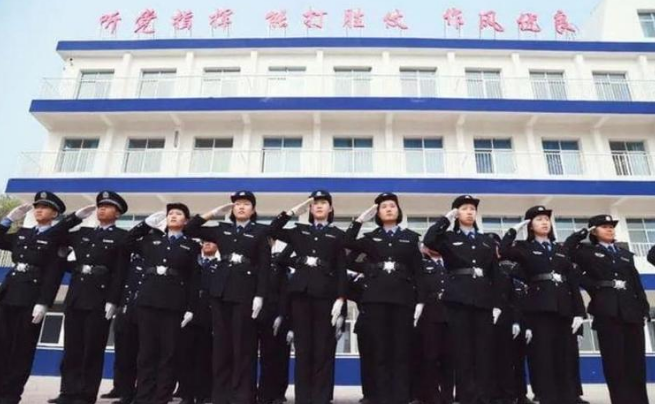 公安联考一批岗报考后悔应对指南与理性规划建议警校报考咨询 | 警小靖信息站警校报考咨询